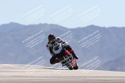 media/Oct-13-2025-Moto Forza (Mon) [[a66d839500]]/3-B Group/Session 4 (Turn 9)/